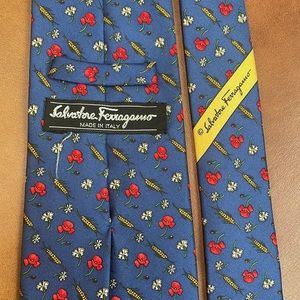 Vintage Ferragamo tie